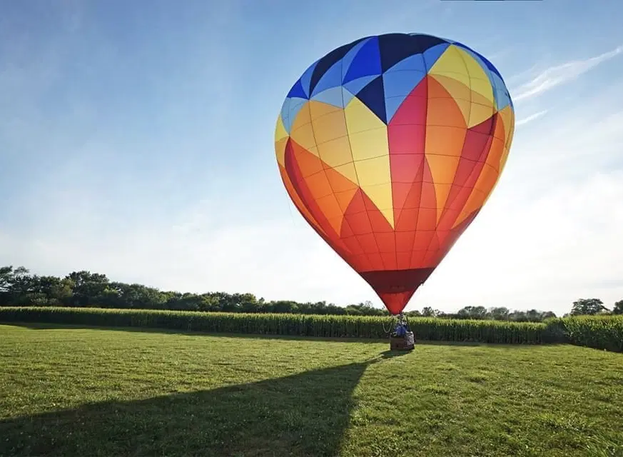 Hot Air Balloon Ride for two above Andalusia near Seville with a romantic breakfast in a cortijo. 