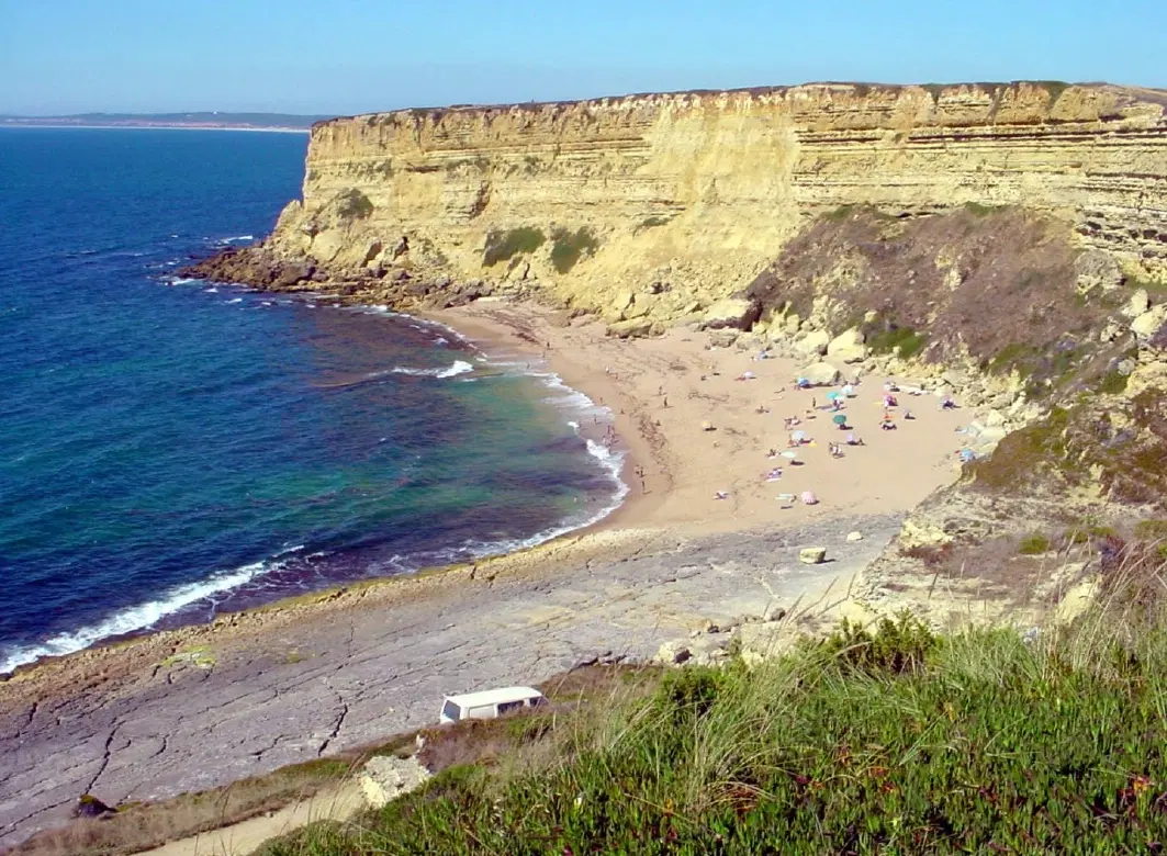 Day Trip Setúbal from Lisbon to Cabo Espichel in Arrábida with dinosaur cliffs, beaches, and hike.