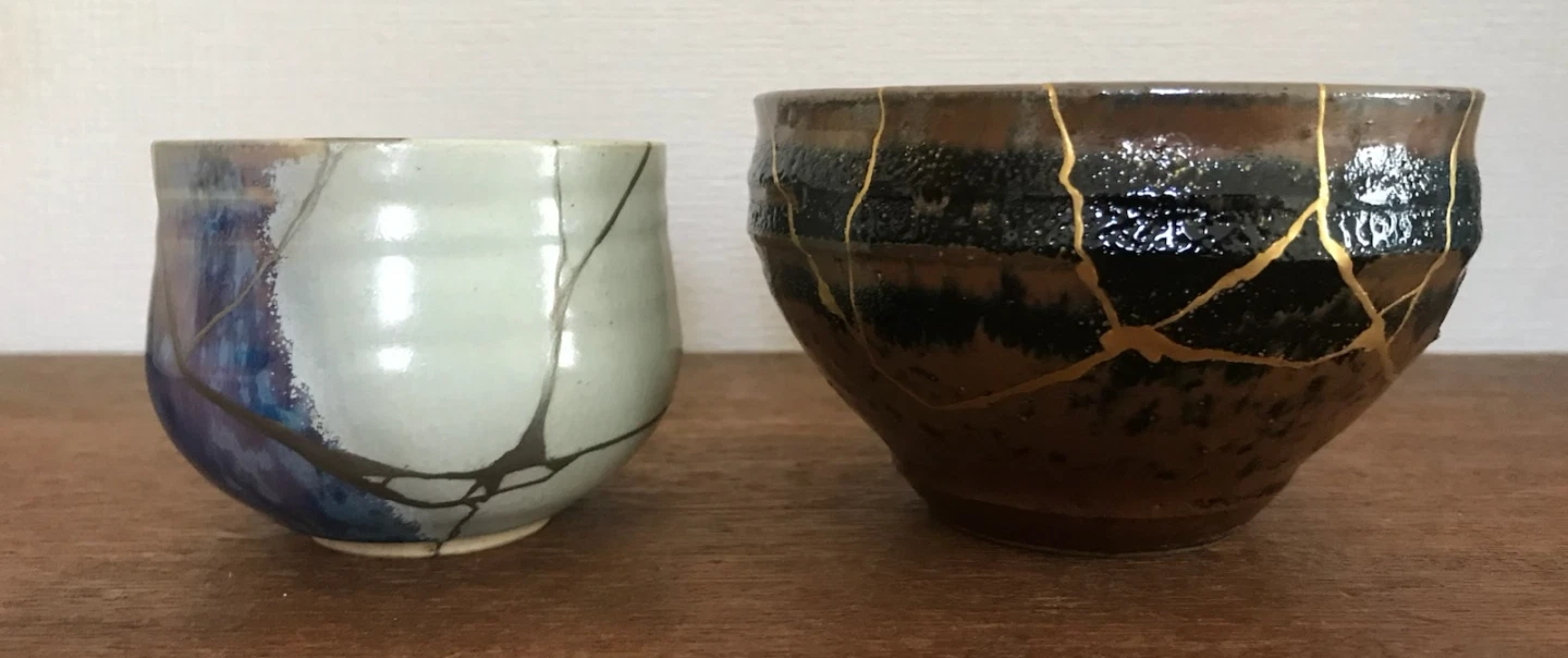 Craft experience in Kyoto learning the art of Kintsugi, and repairing objects with lacquer and gold.