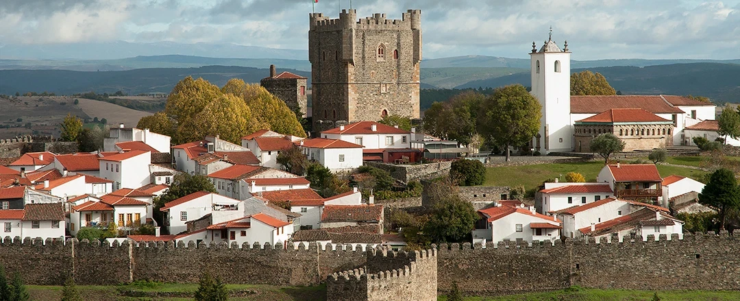 Heritage and Architecture Photography Tour by 4x4 in Montesinho, near Bragança, 2 hours from Porto.