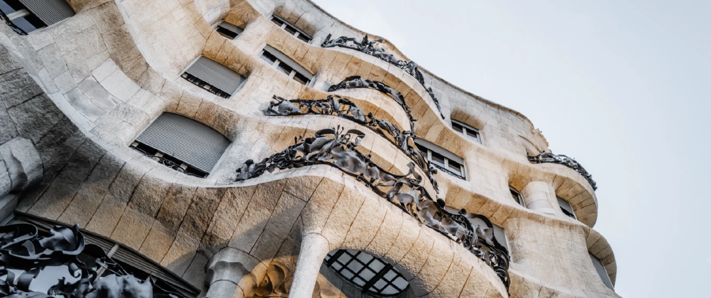 Gaudí Walking Tour in Barcelona’s Gràcia: Casa Vicens in-depth visit & Modernisme-era highlights.