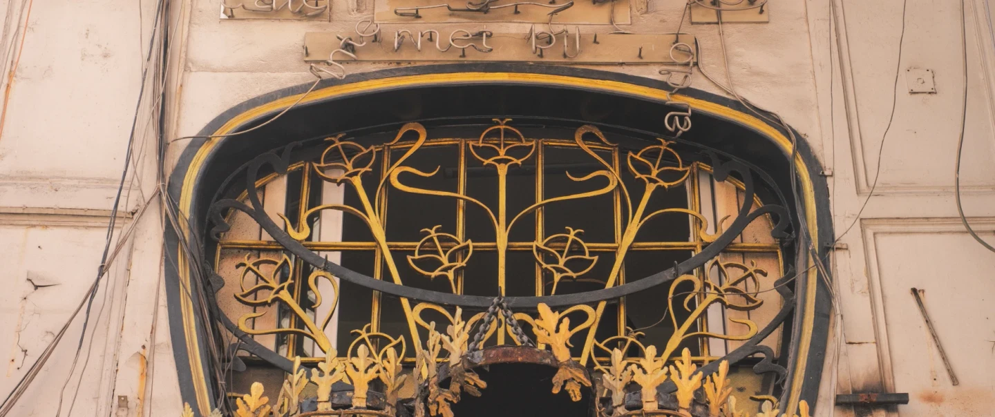 Photography Walking Tour in Istanbul's Pera, past the Pera Palace, Çiçek Pasajı, and Kamondo Stairs.
