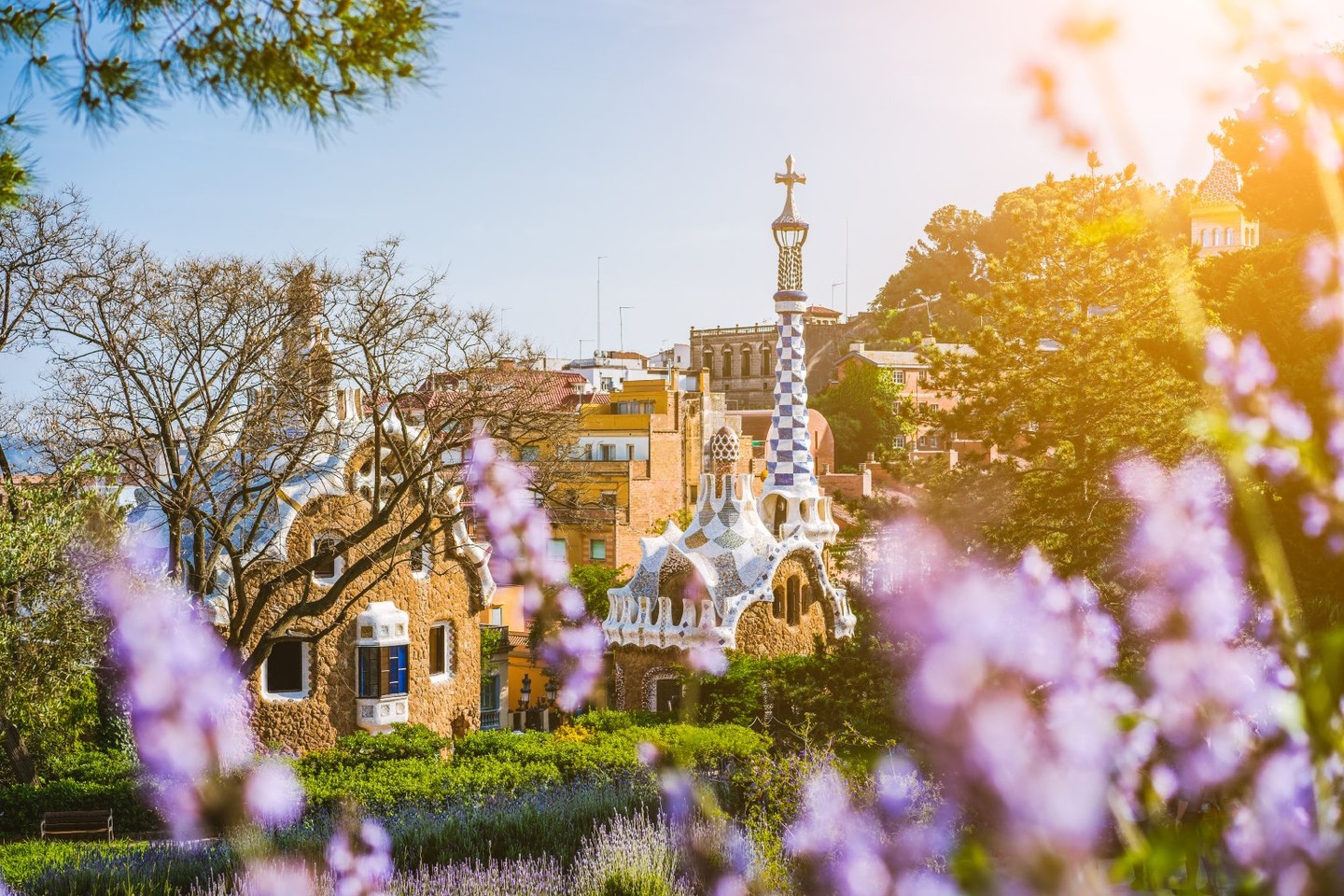 5 days in Barcelona for design, culture, local markets, museums, tapas, and Gaudí’s best landmarks.