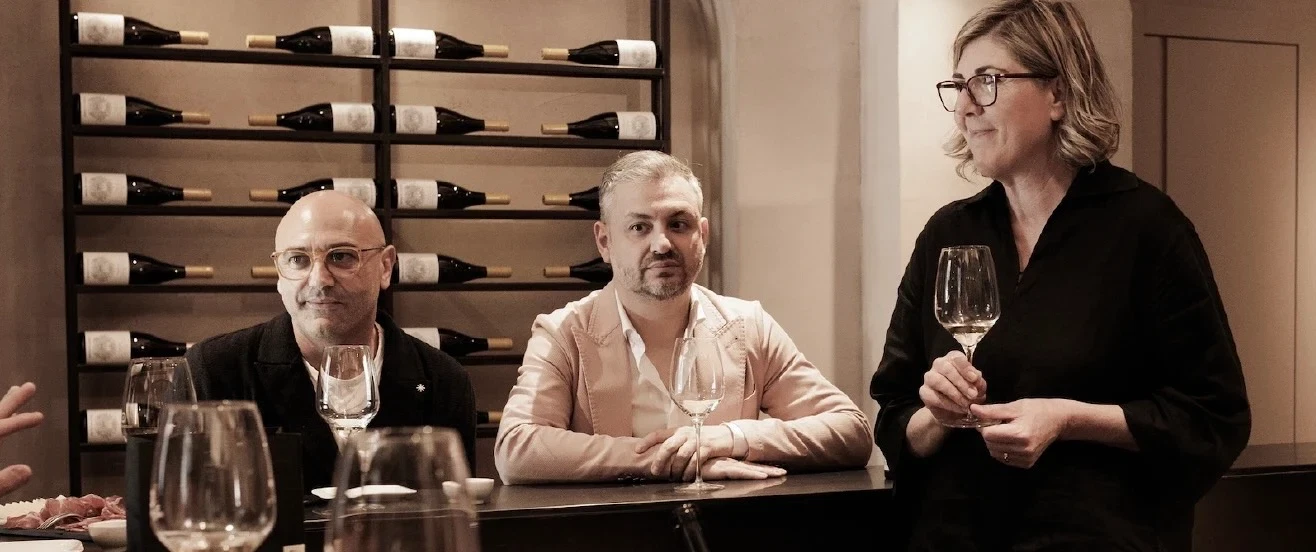 Wine Masterclass in Catania: a sommelier-led private tasting of seven DOC wines from Etna's slopes.