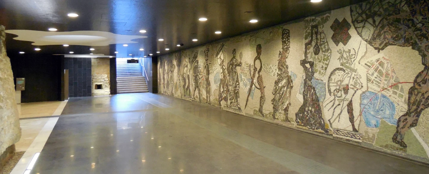 Full-day art tour of Naples' metro stations with architect who worked on them and art never built.