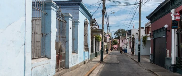 Lima Photography Tour with professional photographer in Barranco, Callao markets, fishing quarters.