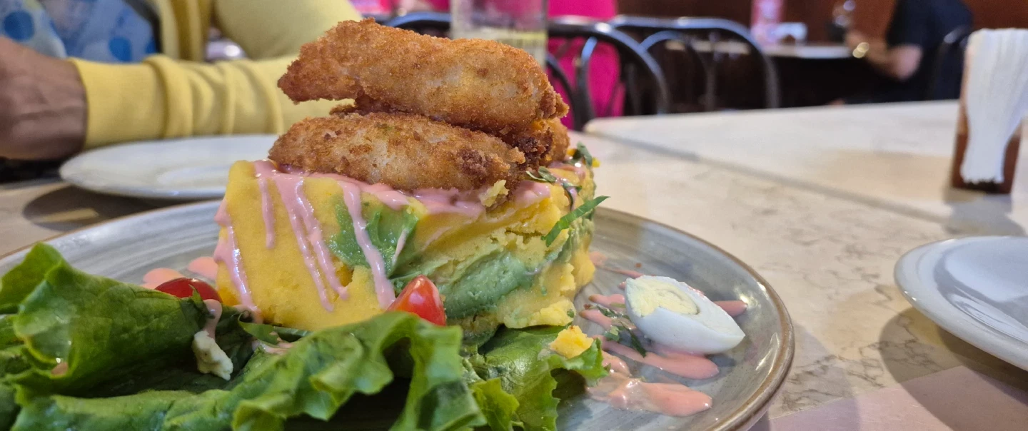 Food & History Walking Tour in Lima: Pueblo Libre markets, ceviche, and independence-era landmarks.
