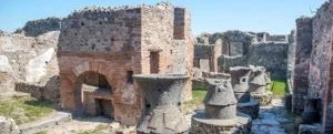 Walking tour of Pompeii’s ruins from Naples, where daily life was frozen in time and stories endure.