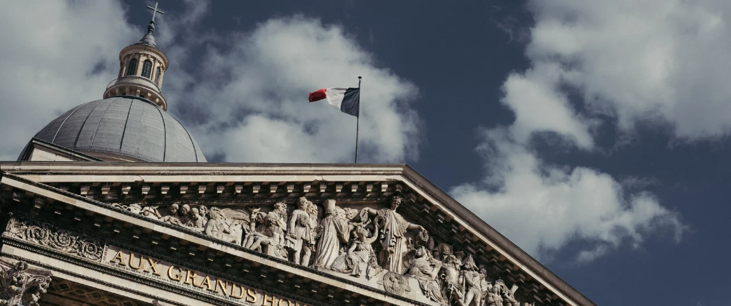 History Walking Tour in Paris about Nazi occupation led by a novelist & expert in Holocaust studies.