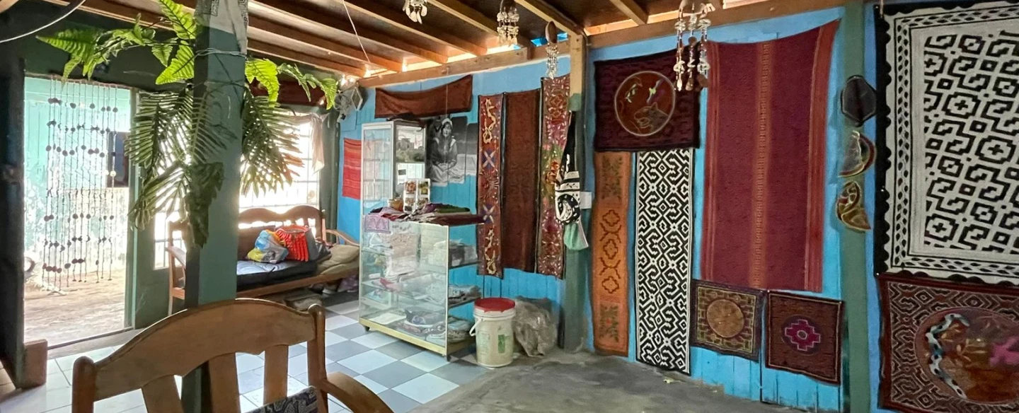 Shipibo-Konibo Community Visit in Lima with Art Workshop: meet women artists from Peruvian Amazon.