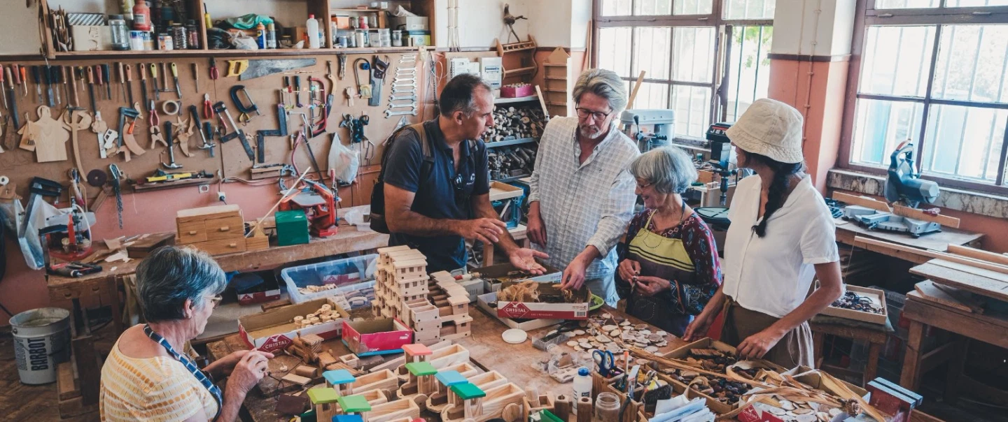 Crafts Tour in Alte, Algarve with local artisans, wood & cane workshops, village walk, cake tasting.