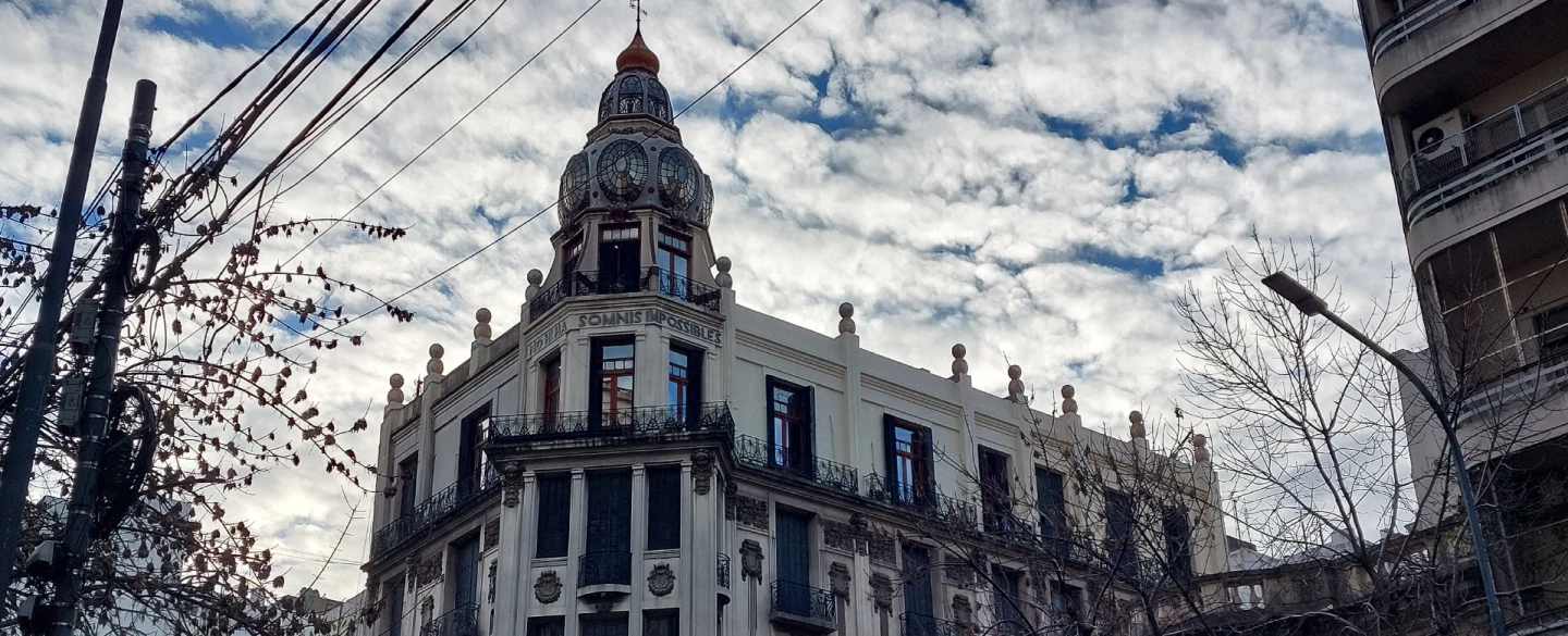 Architecture Walking Tour in Buenos Aires: Belle Époque façades, Avenida de Mayo & Palacio Barolo.