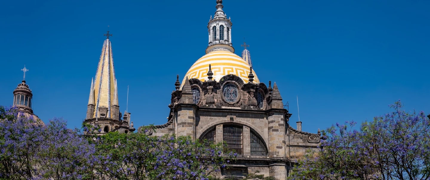 Walking Tour of Guadalajara’s 16th-century churches with history, architecture, colonial faith. 