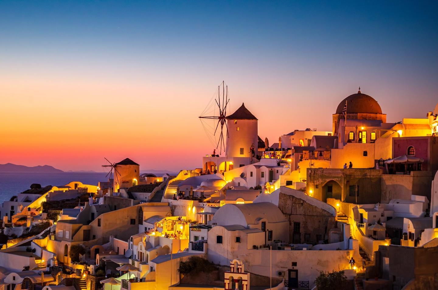 3 days in Santorini with Aegean coast swims, Greek cooking, winery visits and a sunset boat tour.