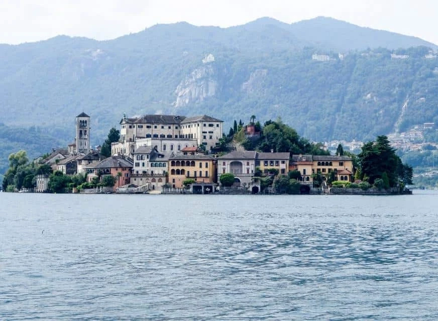 Boat Tour on peaceful Lake Orta, one hour from Milan, with a visit to Sacro Monte di San Francesco.