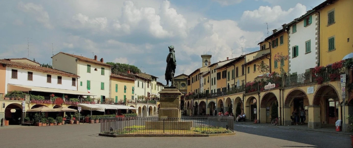 Half Day Tour from Florence exploring the Villages of Chianti Classico and Tuscan rural traditions.