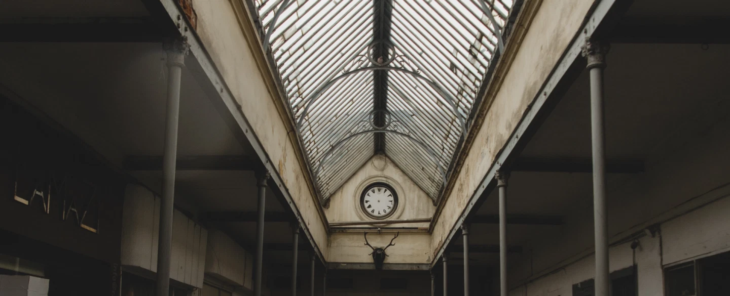 Photo Walk exploring Istanbul’s forgotten courtyards & hans through your lens in documentary style.