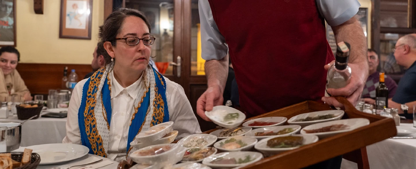 Food Experience in Istanbul’s Meyhane culture with rakı, meze, and expert-led culinary storytelling.