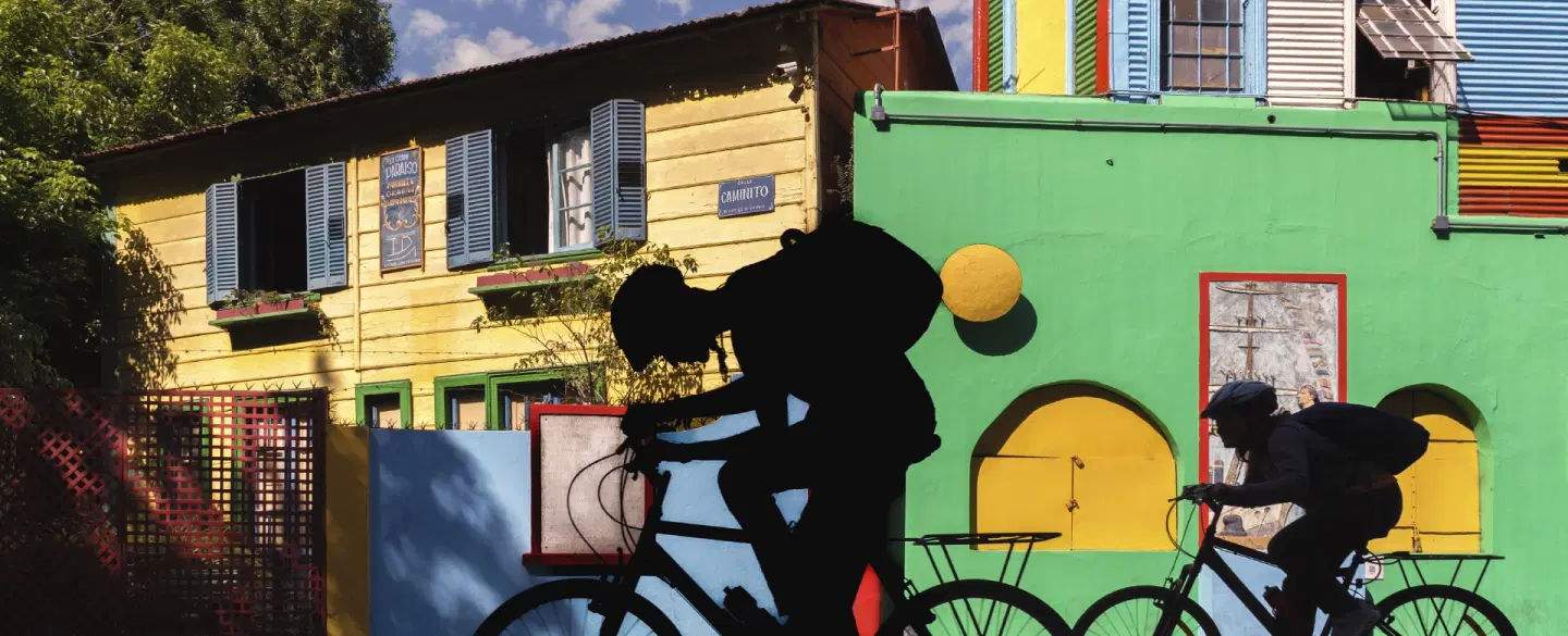 Photography Tour, walking in La Boca and San Telmo, led by a professional Buenos Aires photographer.