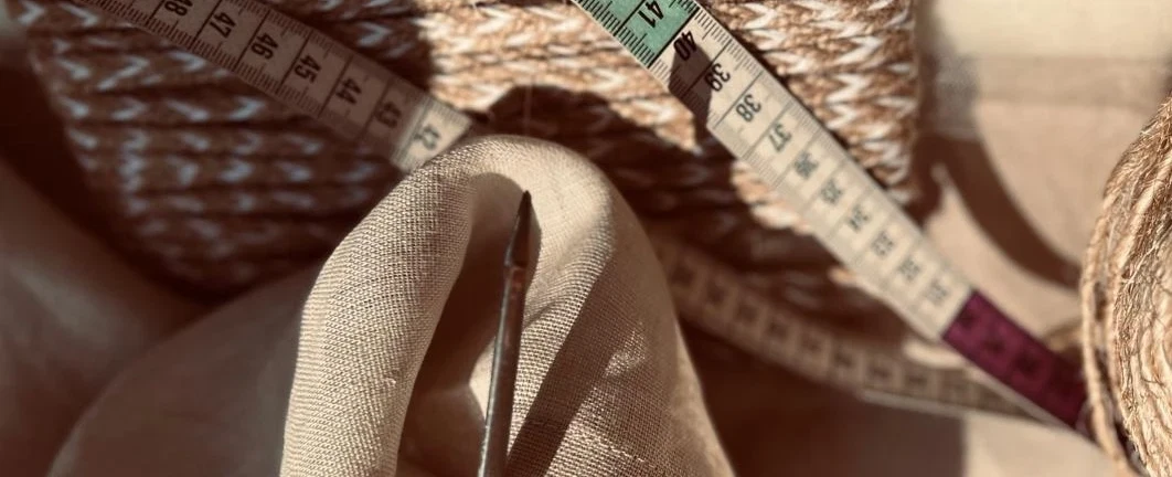 History and Design Workshop in Athens on Ancient Greek clothing culture, creating your own garment.