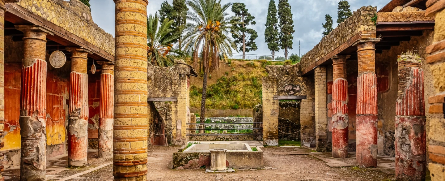 Walking Tour in Herculaneum near Naples, frozen by pyroclastic flows and preserved to this day.