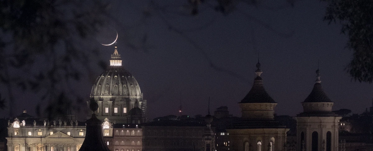 Photo Walking Tour in Rome: the Colosseum, Imperial Forums and night views from the Capitoline.