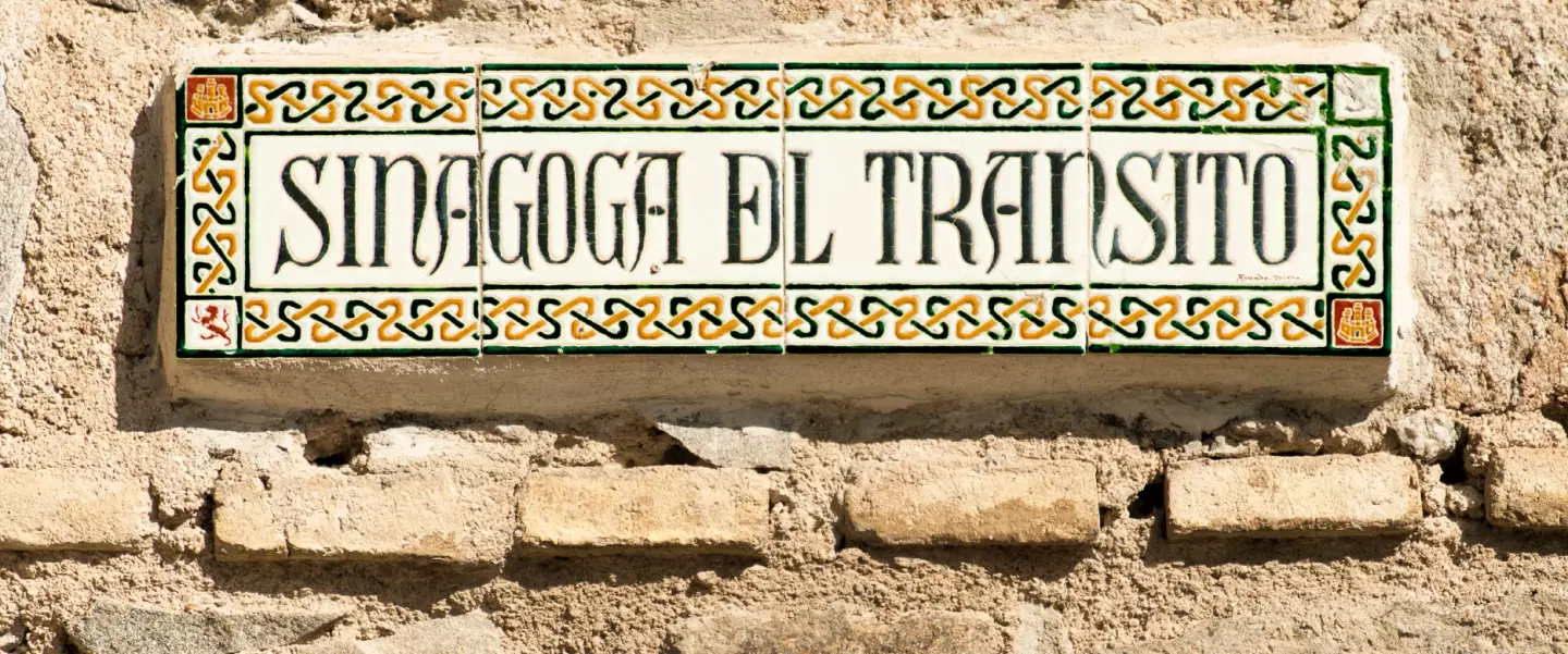 Toledo walking tour with art historian, Toledo Cathedral and El Tránsito, easy day trip from Madrid.