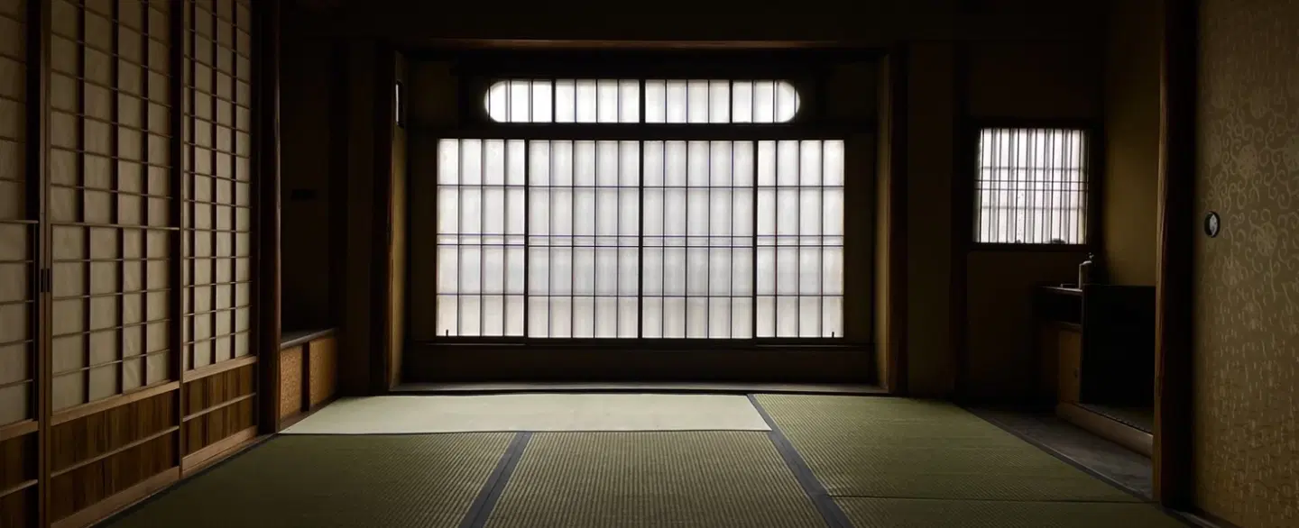 Tea Ceremony in Kyoto exploring Zen Buddhist art, Jotenkaku Museum, and a private machiya setting.
