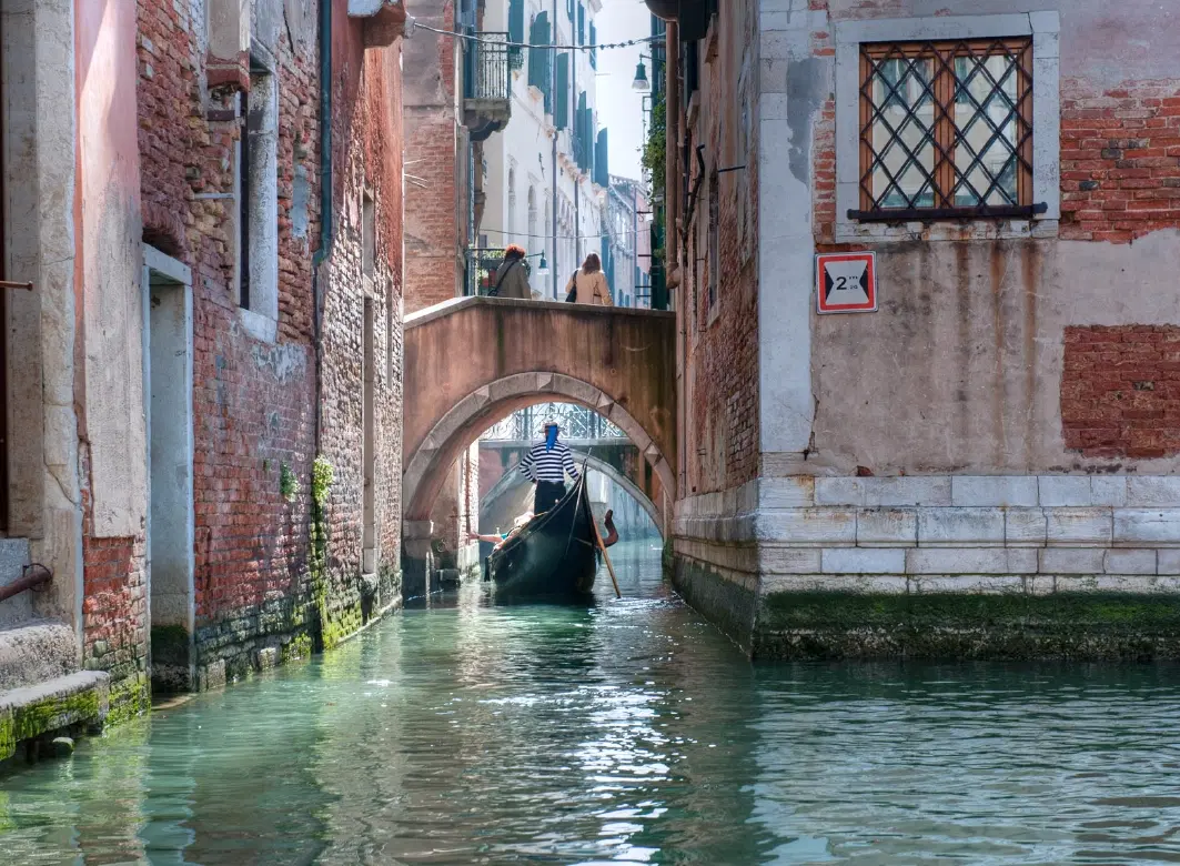 Photo Workshop in Venice, exploring historic streets and iconic sights with an expert photographer.