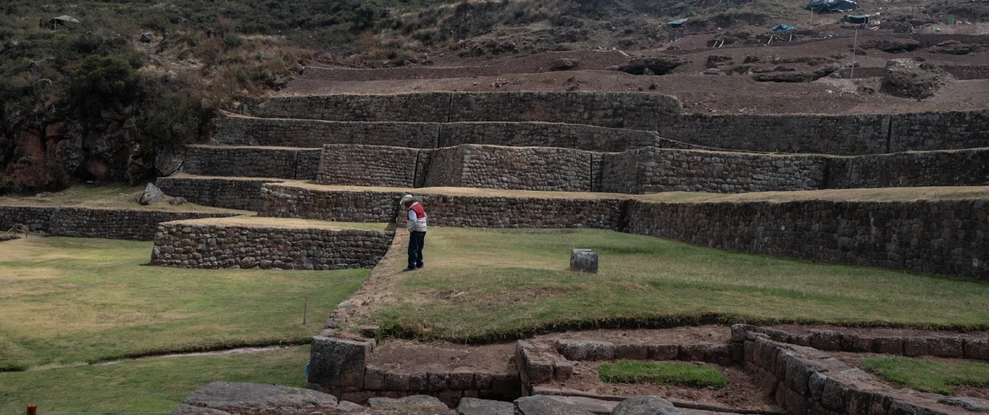 Archaeology day trip from Cusco to the South Valley: Andahuaylillas, Rumicolca, Pikillacta, Tipón.