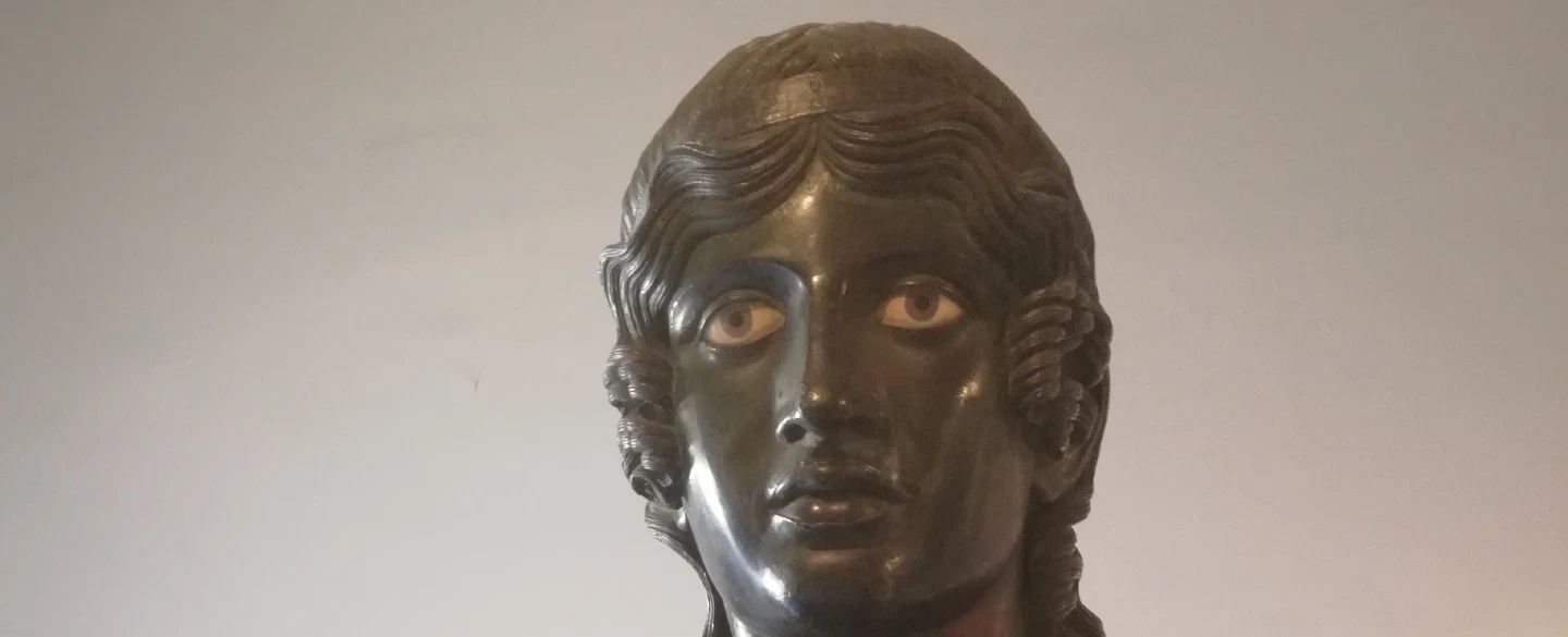 History Tour of Archaeological Museum of Naples, exploring Roman patrician life around Vesuvius.
