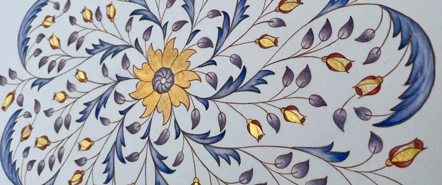 Workshop in Istanbul with a Tezhip art master exploring Tezhip illumination technique for beginners.