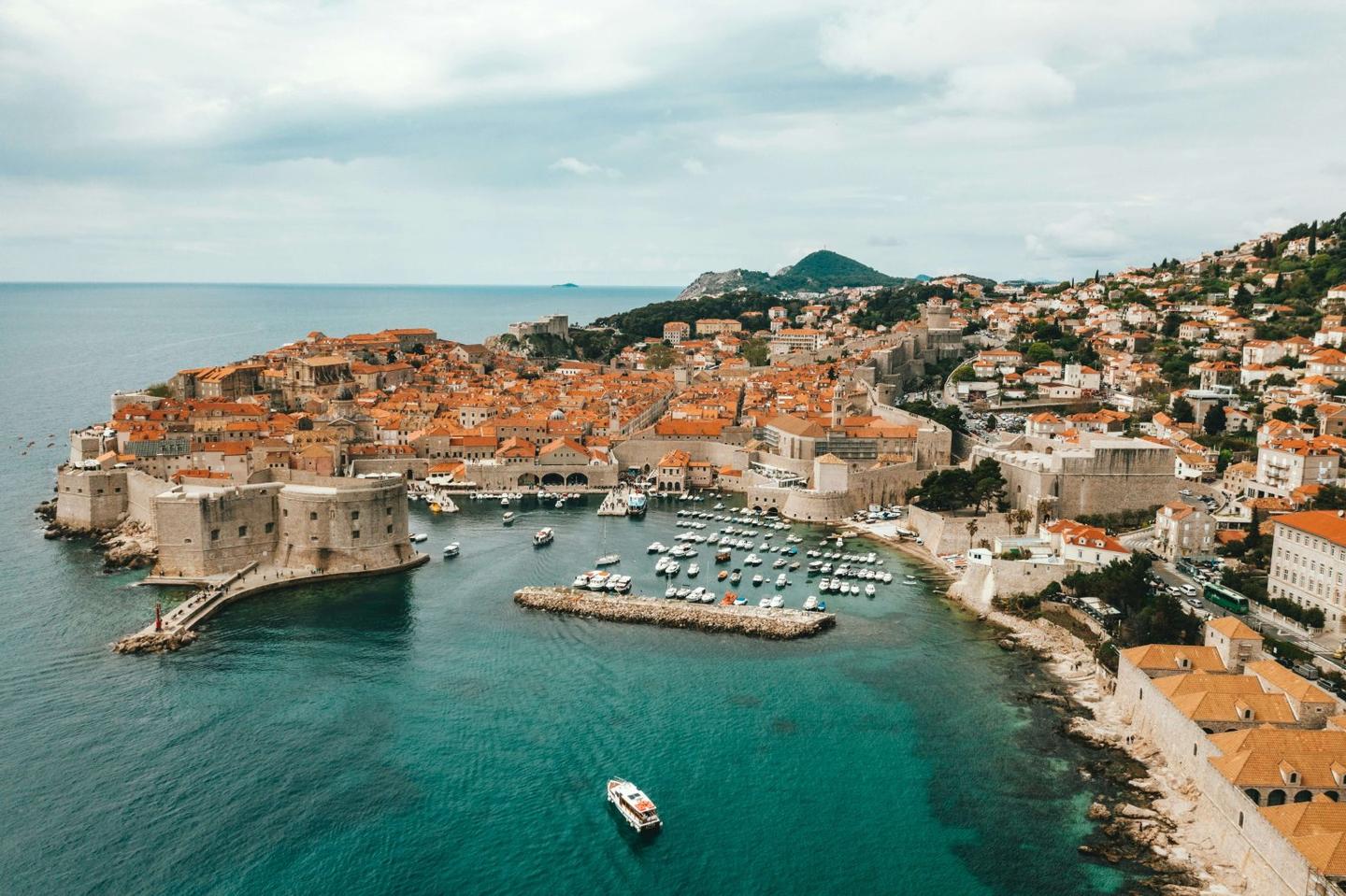 3 days in Dubrovnik with Old Town walks, exploring Fort Lovrijenac, Croatian food, and Banje Beach.