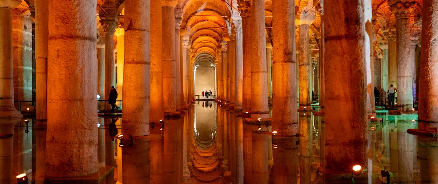 Walking Tour in Istanbul: Ottoman Harem at Topkapı Palace & Byzantine marvel of Underground Cistern.