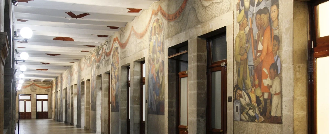 Murals Tour of Mexico City exploring iconic works and the history behind revolutionary art.