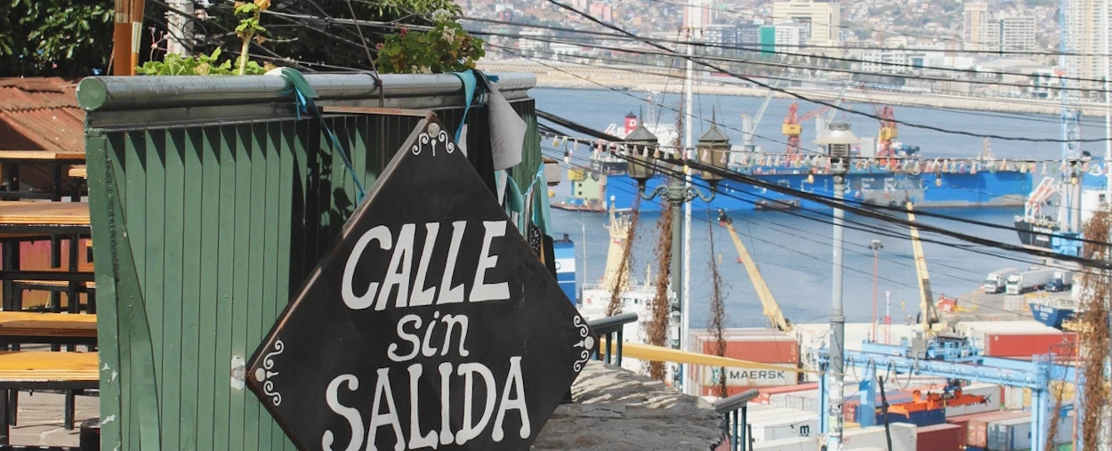 Photography Walk through Playa Ancha in Valparaíso, Chile with colorful hillside & local landmarks.